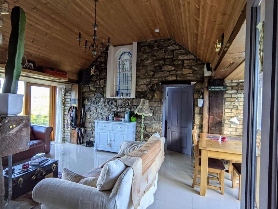 Secluded Private Cottage Hot-Tub, Sauna & Fire-Pit Carrick on Shannon المظهر الخارجي الصورة