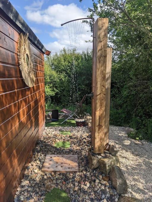 Secluded Private Cottage Hot-Tub, Sauna & Fire-Pit Carrick on Shannon المظهر الخارجي الصورة